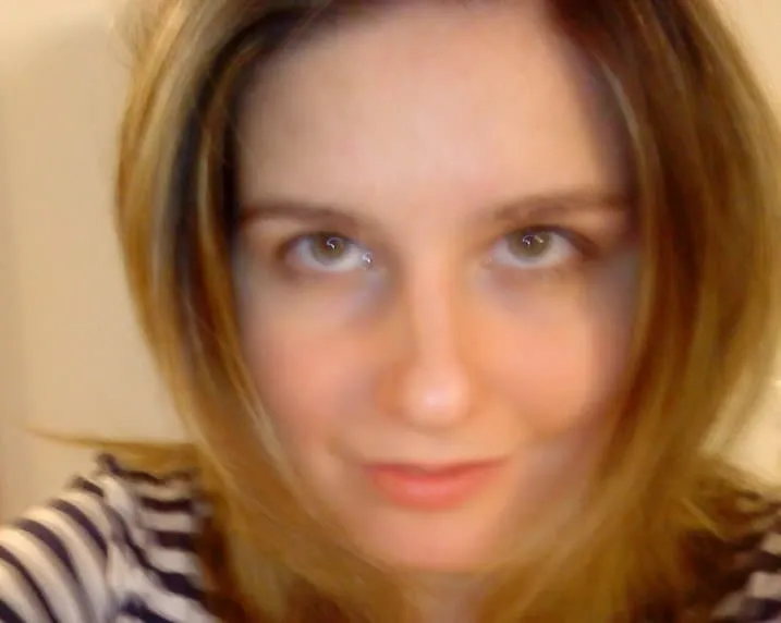 Alix, 23 ans — rencontre libertine à Le Rove