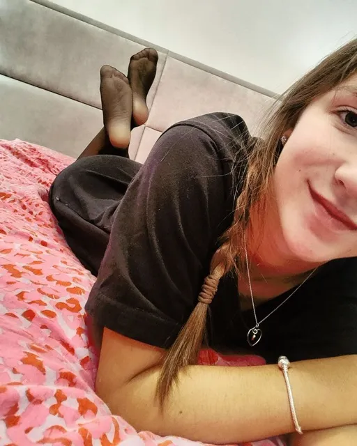 Mya, 22 ans — rencontre libertine à Paimpol