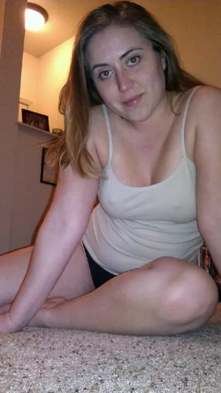 Léa, 28 ans — rencontre libertine à Clermont-Ferrand