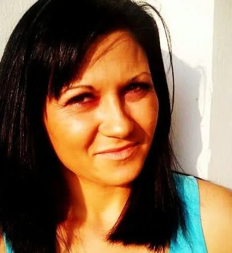 Nour, 23 ans — rencontre libertine à Villeneuve-Tolosane