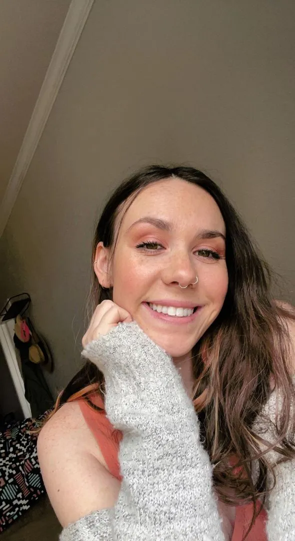 Alya, 27 ans — rencontre libertine à Brive-la-Gaillarde
