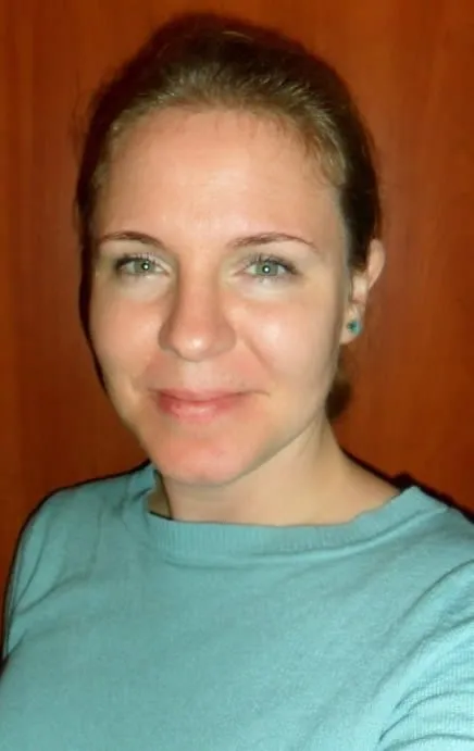 Corinne, 27 ans — rencontre libertine à Mer