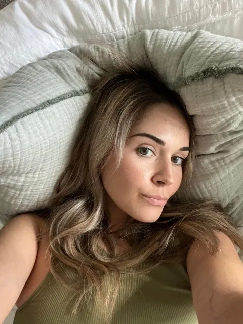 Nezha, 29 ans — rencontre libertine à Caen