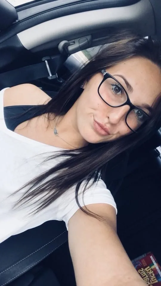 Coline, 22 ans — rencontre libertine à Bordeaux
