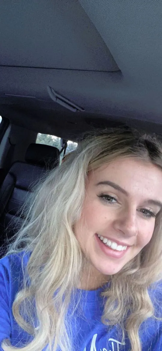 Pia, 20 ans — rencontre libertine à Cambrai
