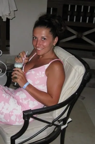 Louna, 19 ans — rencontre libertine à Saint-Georges-d'Orques