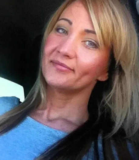Feriel, 22 ans — rencontre libertine à Romainville