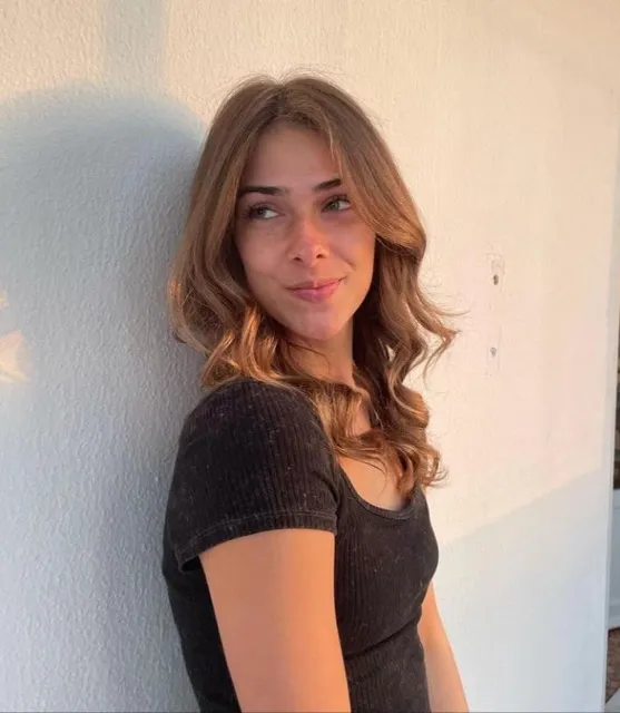 Chloé, 25 ans — rencontre libertine à Nœux-les-Mines