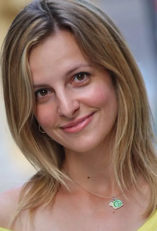 Églantine, 34 ans — rencontre libertine à Embrun