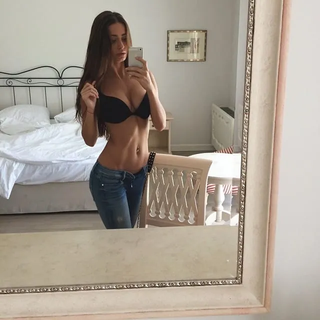 Charlie, 26 ans — rencontre libertine à Vanves