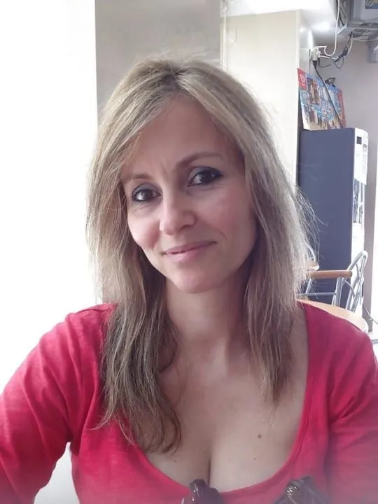 Rachida, 23 ans — rencontre libertine à Mougins