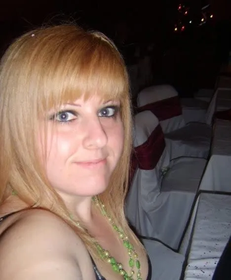 Sandra, 28 ans — rencontre libertine à Saintes