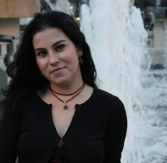 Assia, 43 ans — rencontre libertine à Colombes