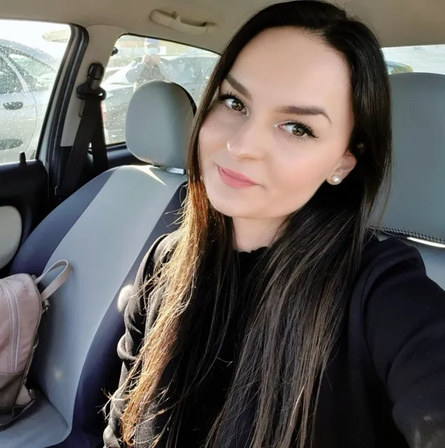 Éléna, 23 ans — rencontre libertine à Isbergues